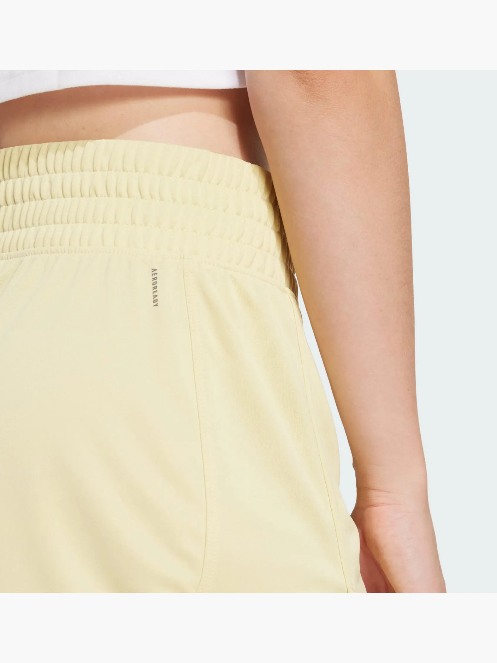 Damen adidas Pacer Essentials Knit High-Rise Shorts